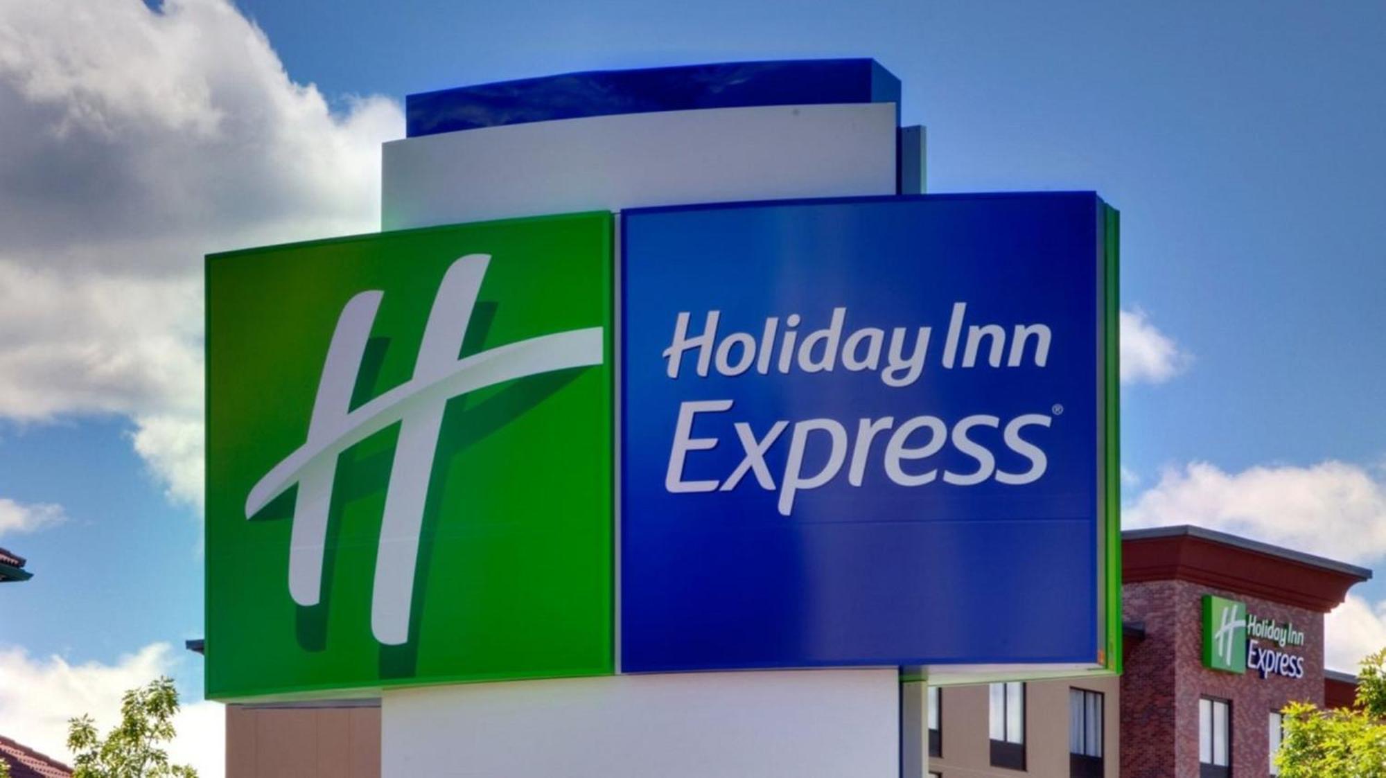 Holiday Inn Express Redding North By Ihg Экстерьер фото