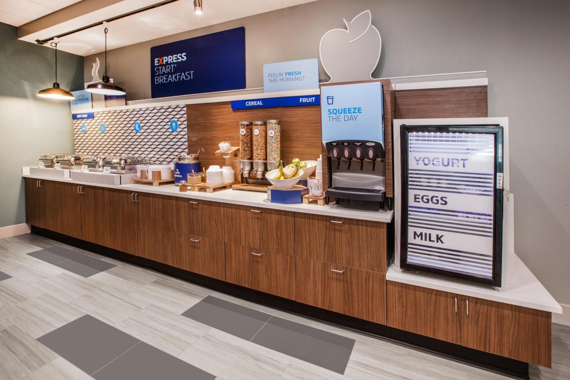 Holiday Inn Express Redding North By Ihg Экстерьер фото
